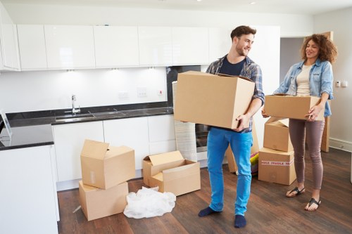 House removalists in Fulham handling furniture and storage arrangements