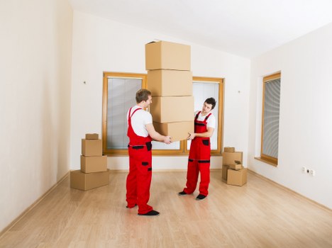 Efficient man and van transport service in Fulham